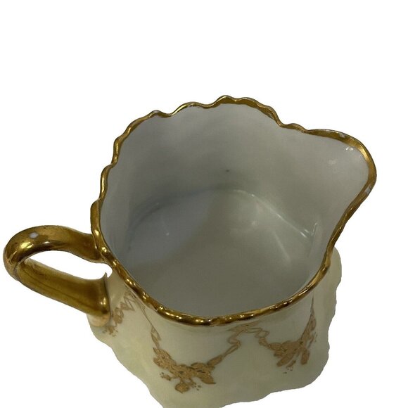 Porcelain White Gold Floral Theme Creamer Bavaria Glossy Painted 5 1/2" x 7 1/2" - Picture 6 of 6